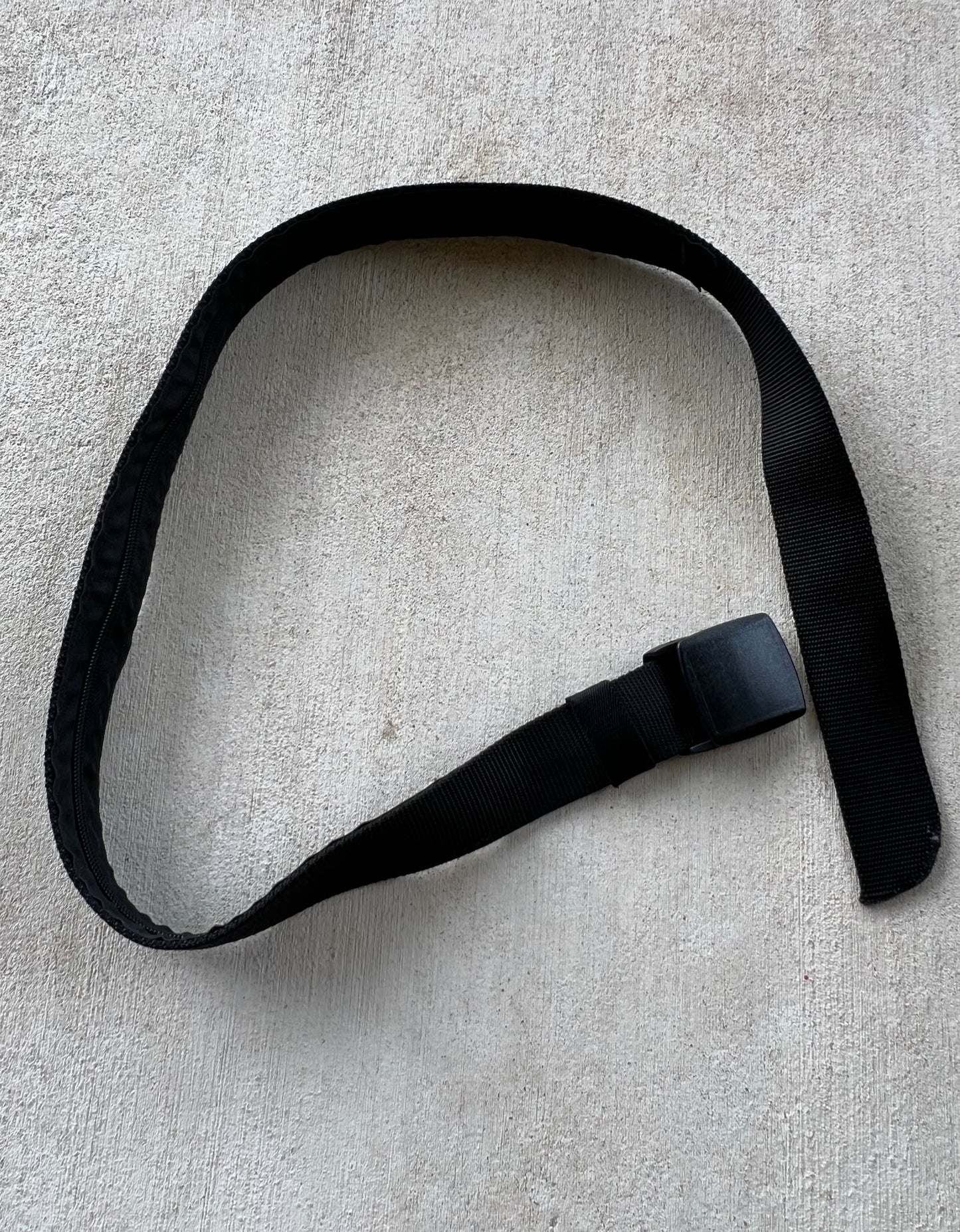 Unknown Belt size small
