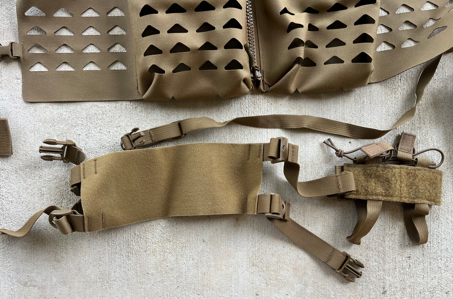 Mayflower Ultralight Chest Rig