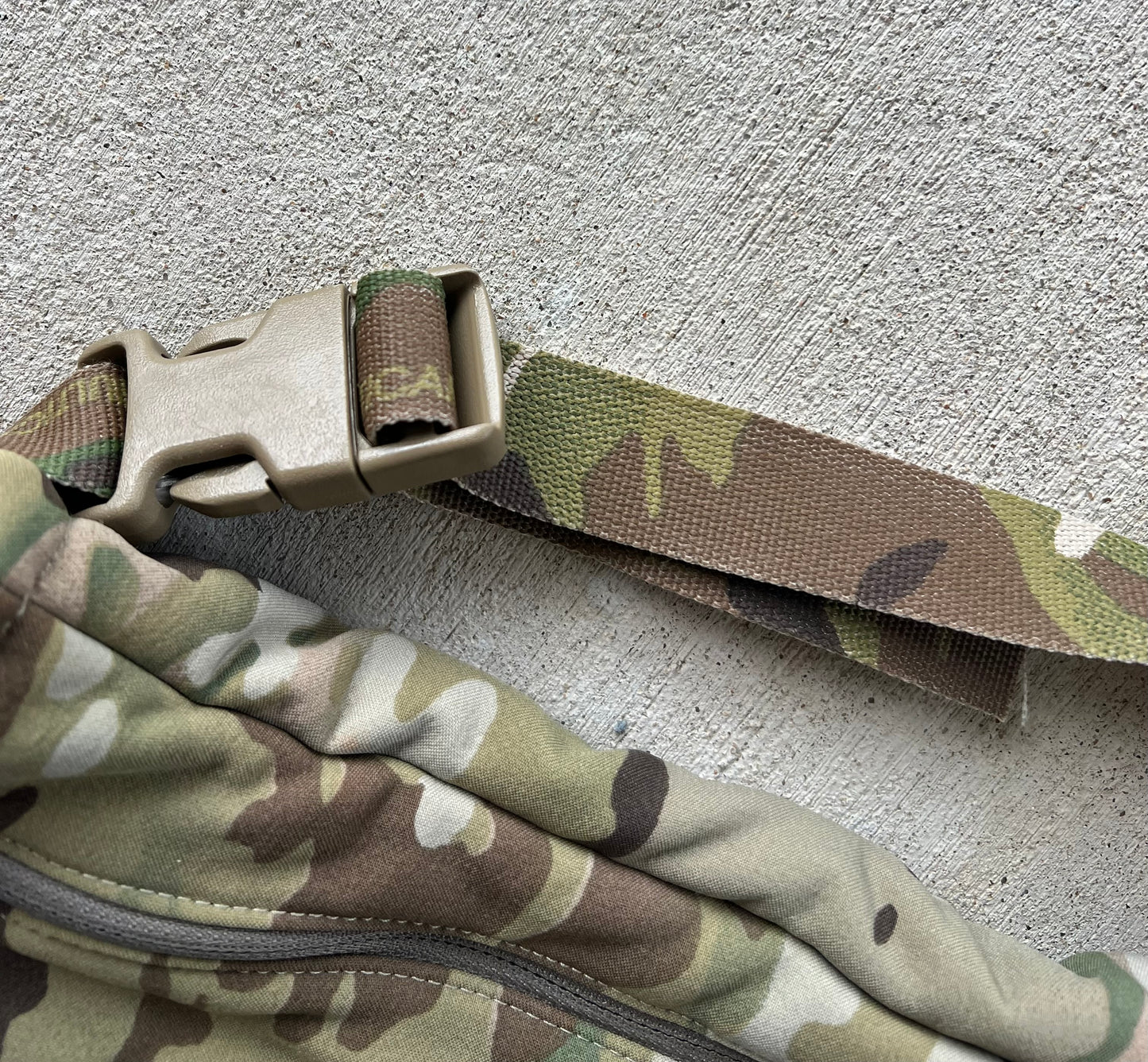 Eagle Industries Hand Warmer Sleeve Multi-Use Fleece One Size Fits All MultiCam