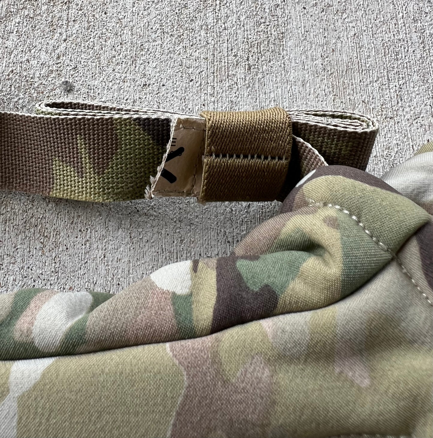Eagle Industries Hand Warmer Sleeve Multi-Use Fleece One Size Fits All MultiCam