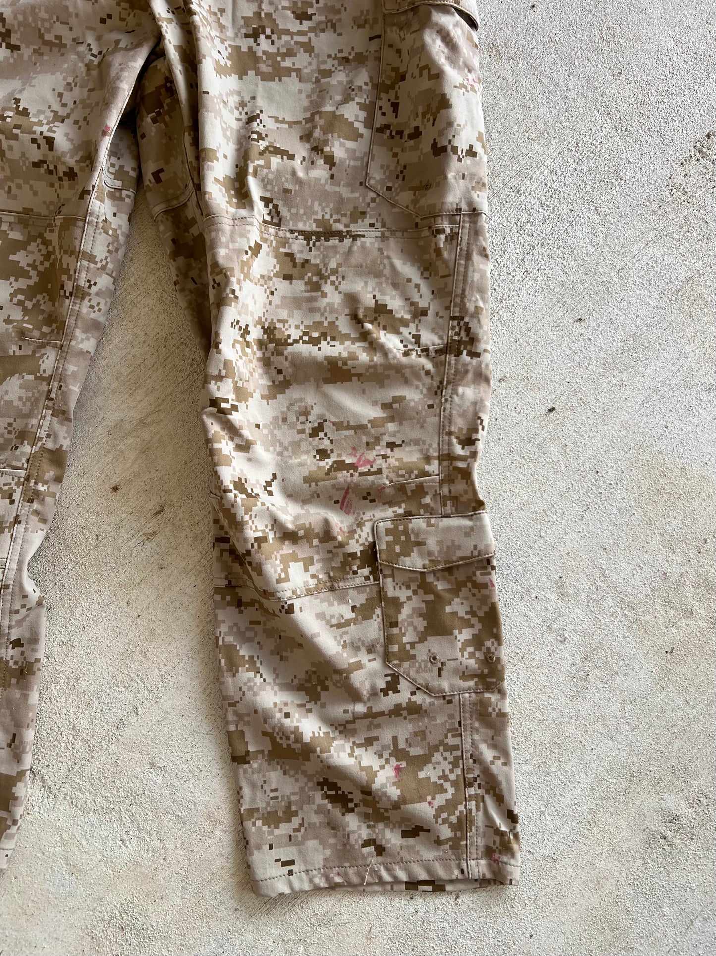 Beyond AOR1 DigII Steel BDU Level 9 combat pants