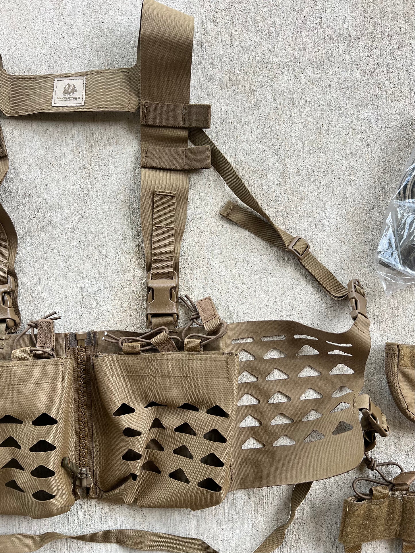 Mayflower Ultralight Chest Rig