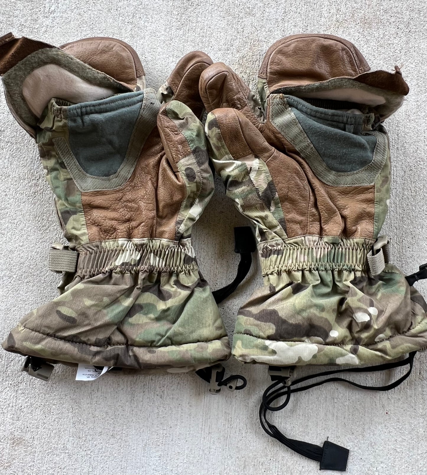 Outdoor Research Cold Weather Swoop Mitts Large