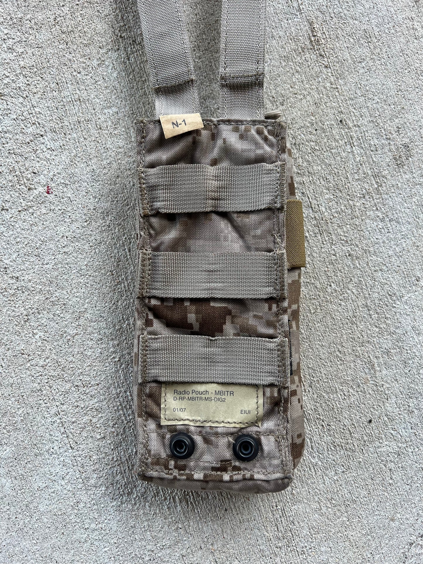 Eagle Industries DIG2 AOR1 MBITR radio pouch